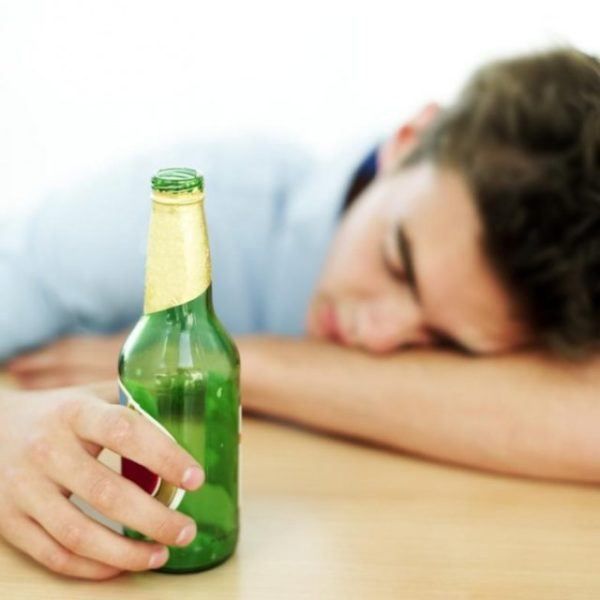 7 Сильних молитов допомагають від пияцтва чоловіка: перевірені способи