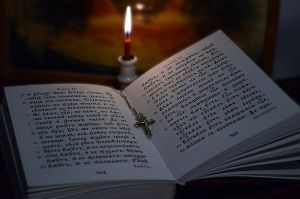 Як повернути чоловіка в сім' title=