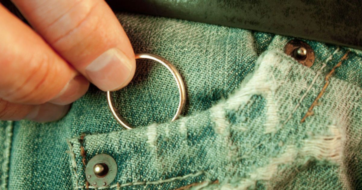 Як зняти відворот з чоловіка і повернути любов у родину