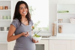 Неправильне харчування як причина запору під час вагітності