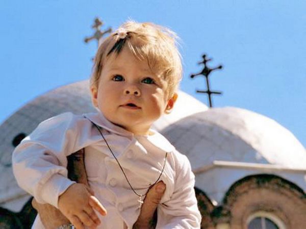 Молитва про одужання дитини: як вибрати і допомогти