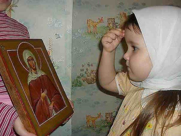 Молитви для дітей: приклади і загальні принципи