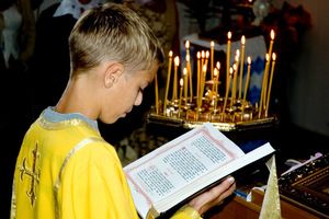 Молитви для зцілення душі і тіла: корисно чи слухати православні молитовні тексти для очищення
