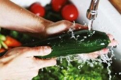 Миття овочів та фруктів для профілактики діареї