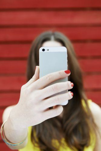 Топові selfie любителі роблять пластику.