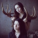 Ворожіння на картах Таро Любовний трикутник: чи є у мене суперниця?