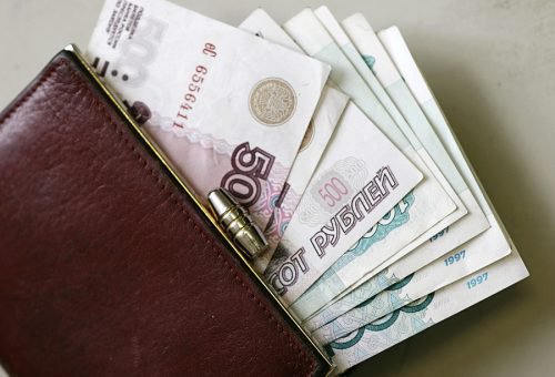Ворожіння на місячних: правдиве для жінки на любов, варіанти по часу