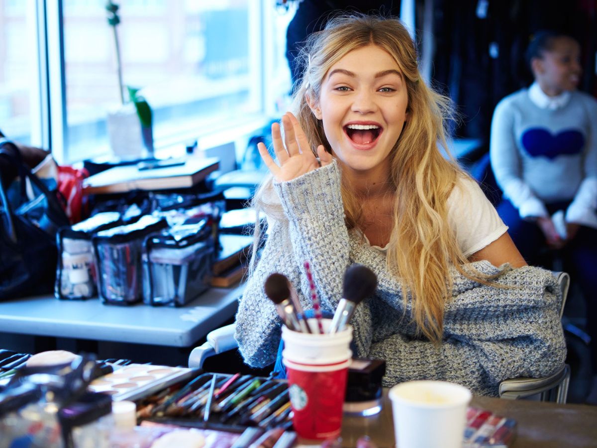 новинка від maybelline, косметика maybelline, maybelline, gigi hadid, Джіджі Хадід, Джіджі Хадід фото, Джіджі Хадід 2017