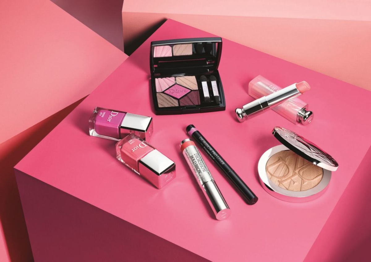Dior, Dior Glow Addict, весняна колекція Dior Glow Addict, Dior Glow Addict spring 2018, Dior Glow Addict весна 2018, нова колекція Dior Glow Addict, тіні Dior Glow Addict, блиск Dior Glow Addict, хайлайтер Dior Glow Addict, весняний макіяж