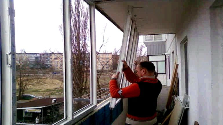 як помити вікна зовні